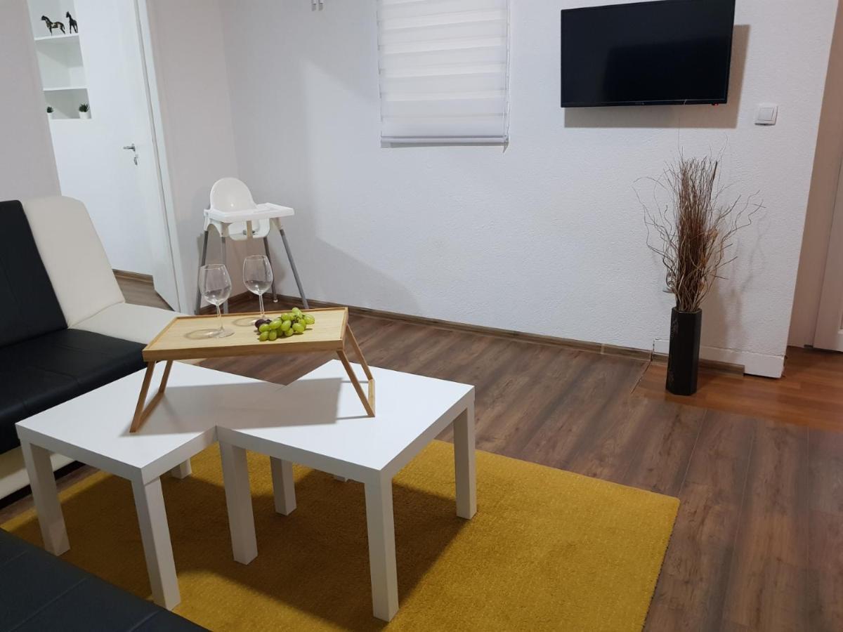 Apartmani Art ヤイツェ エクステリア 写真